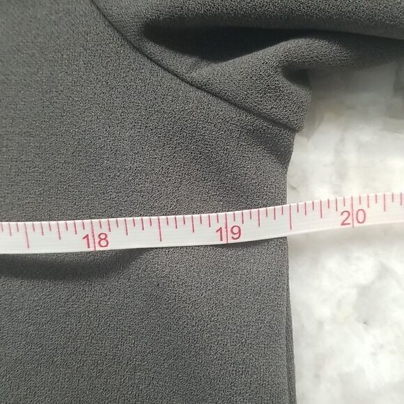 Ann Taylor sleeve detail top - Picture 6 of 7